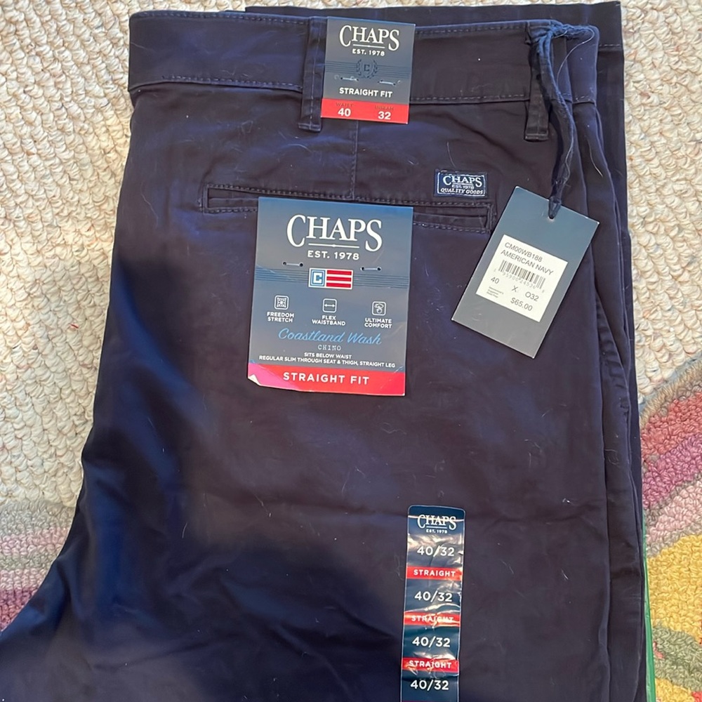 Men’s pants. NWT Chaps straight fit. Size 40 x 32